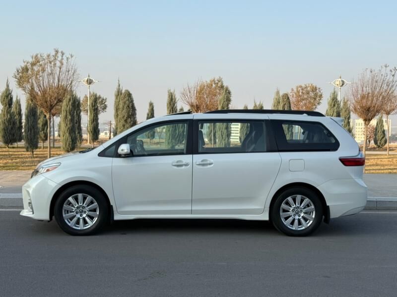 Toyota Sienna 2019 - 539 000 TMT - Ашхабад - img 5