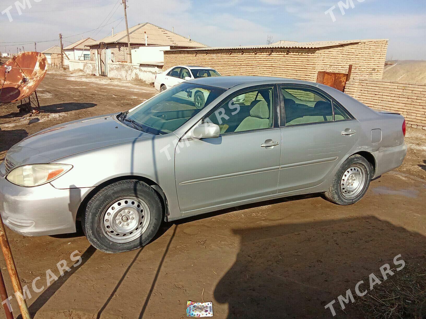 Toyota Camry 2003 - 130 000 TMT - Тагтабазар - img 2