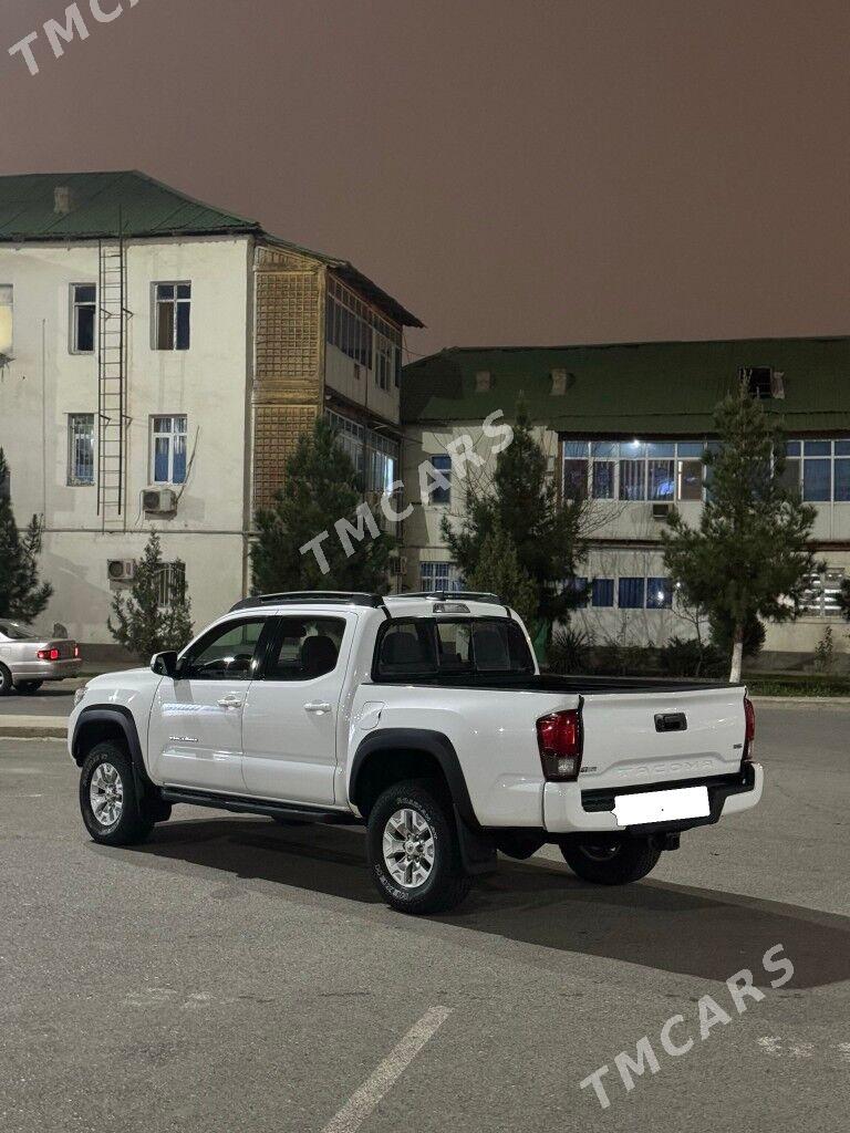 Toyota Tacoma 2018 - 400 000 TMT - Aşgabat - img 3