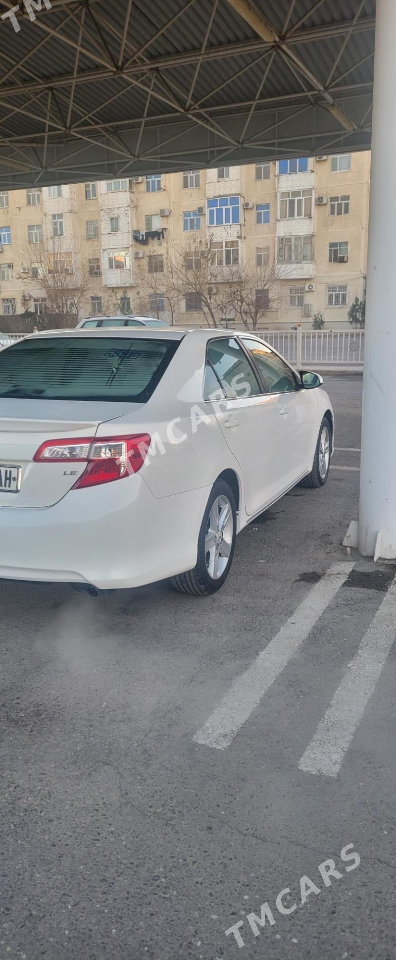 Toyota Camry 2012 - 180 000 TMT - Ак-Бугдайский этрап - img 4