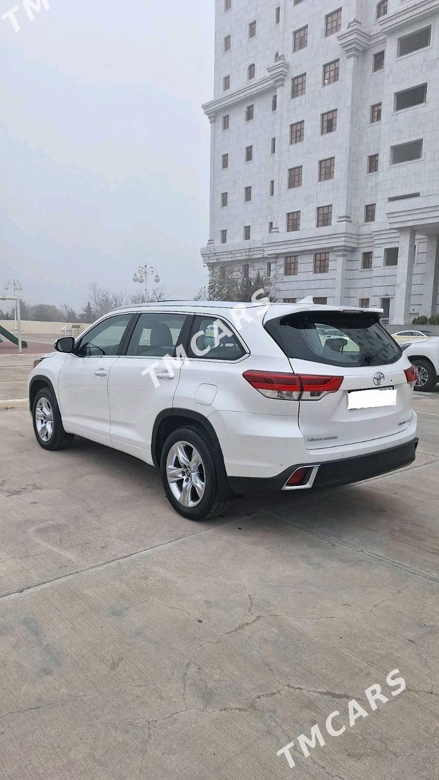 Toyota Highlander 2019 - 560 000 TMT - Ашхабад - img 3