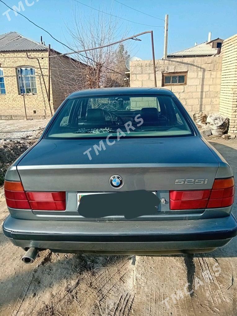 BMW 520 1990 - 40 000 TMT - Murgap - img 6