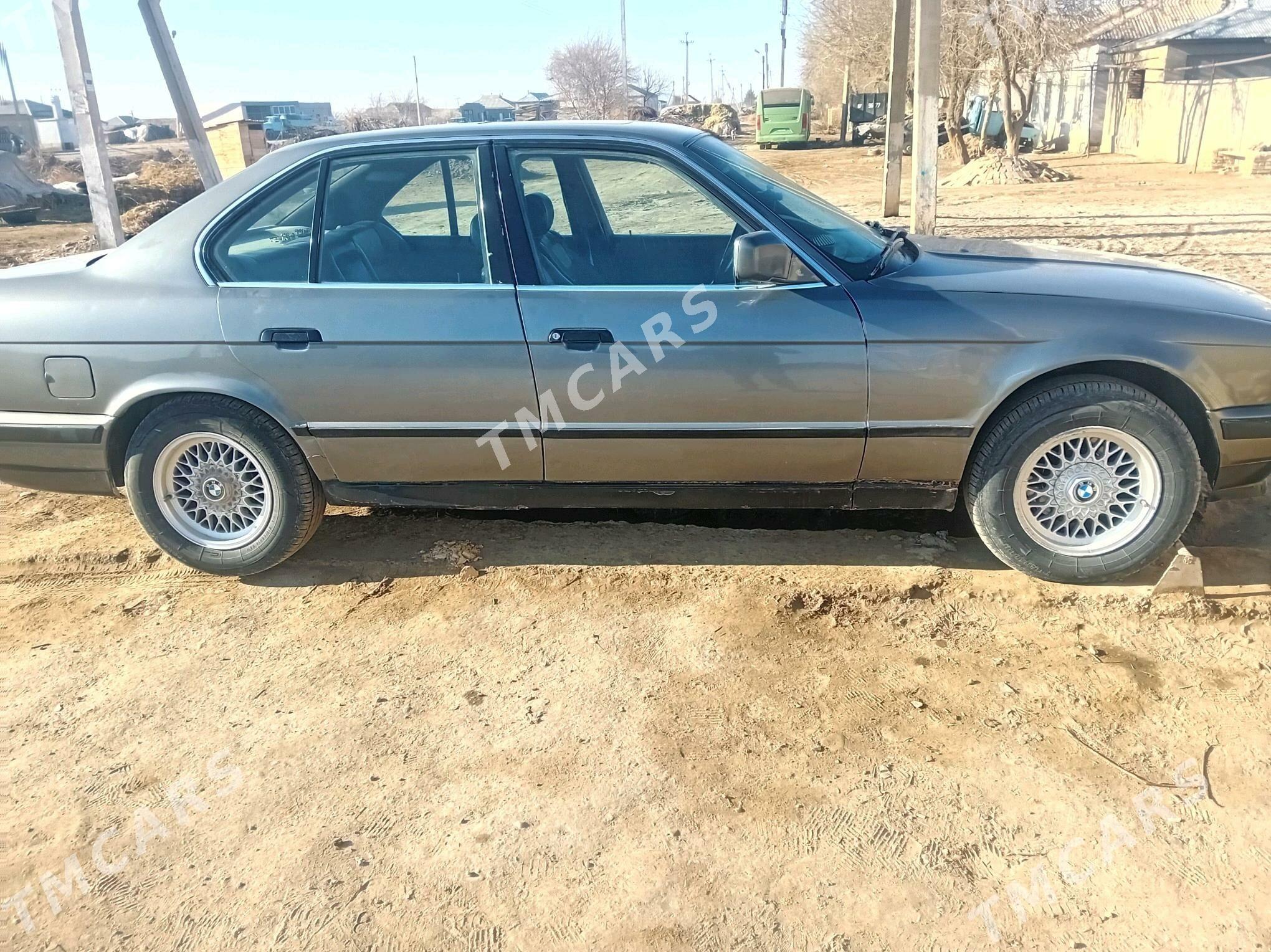 BMW 520 1990 - 40 000 TMT - Murgap - img 5