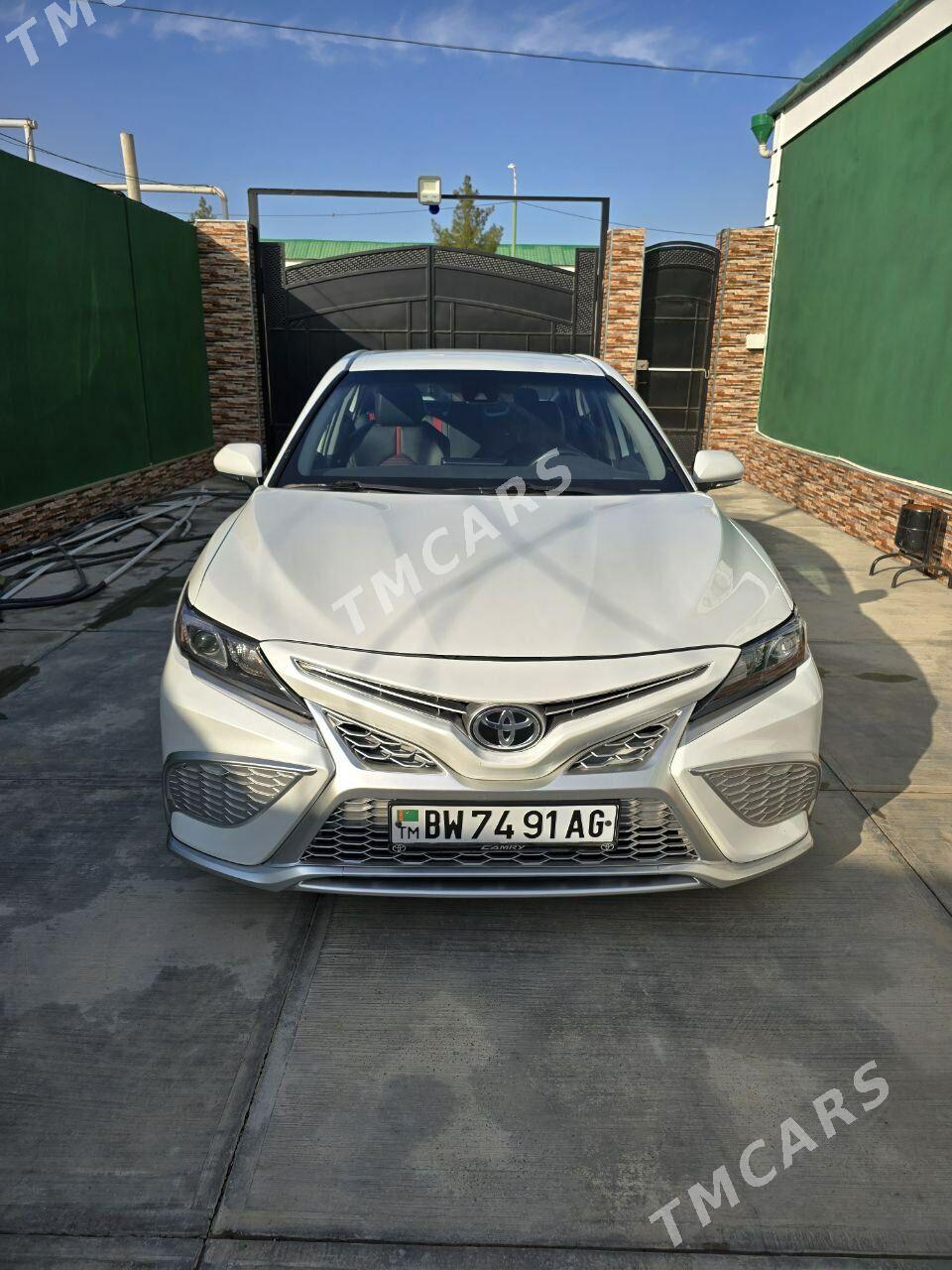 Toyota Camry 2021 - 470 000 TMT - Бедев - img 6