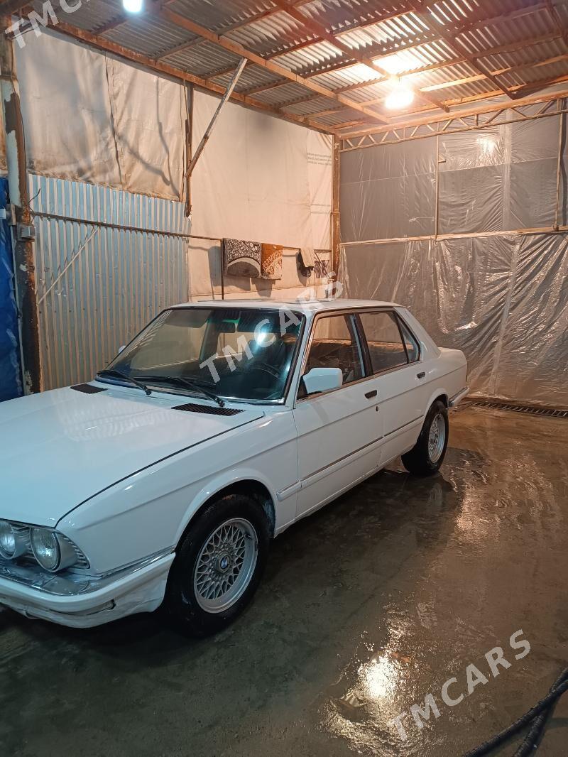 BMW 520 1986 - 16 000 TMT - Mary - img 2