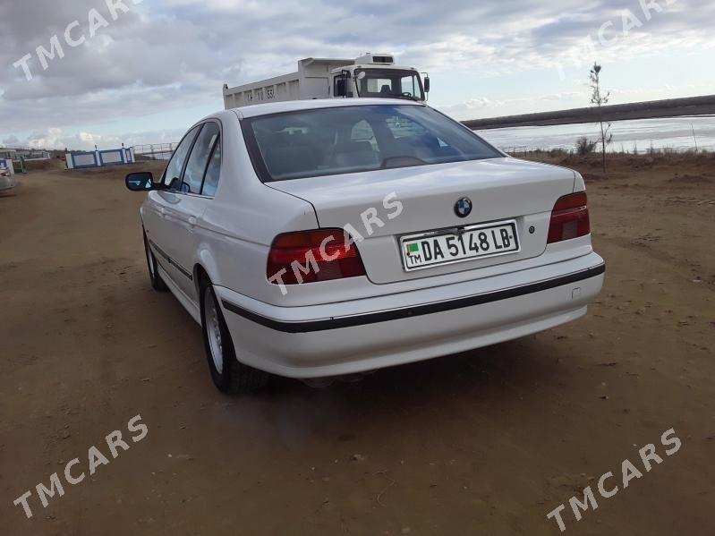 BMW 5 Series 1998 - 90 000 TMT - Darganata - img 3