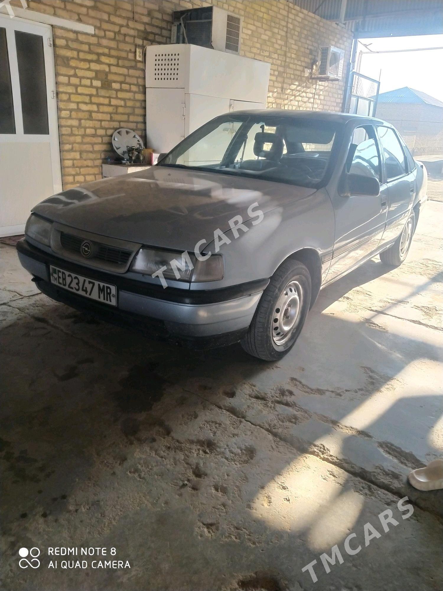 Opel Vectra 1990 - 26 000 TMT - Байрамали - img 8