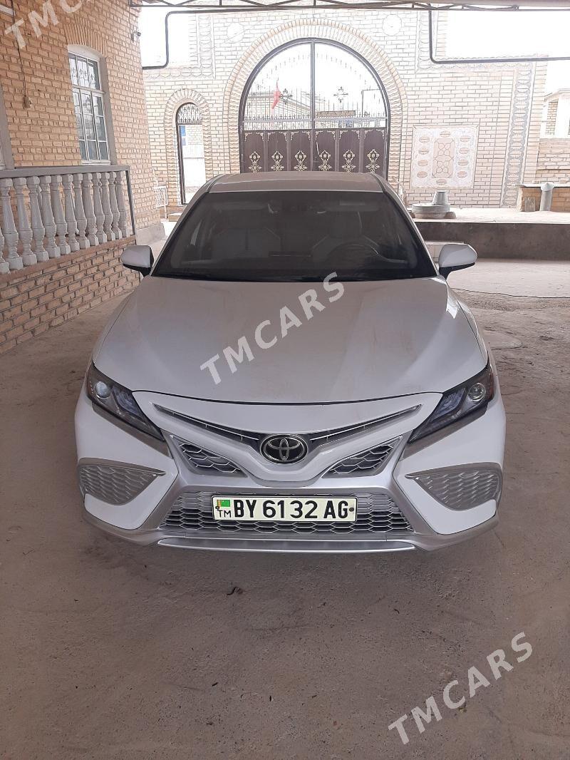 Toyota Camry 2021 - 269 000 TMT - Aşgabat - img 2