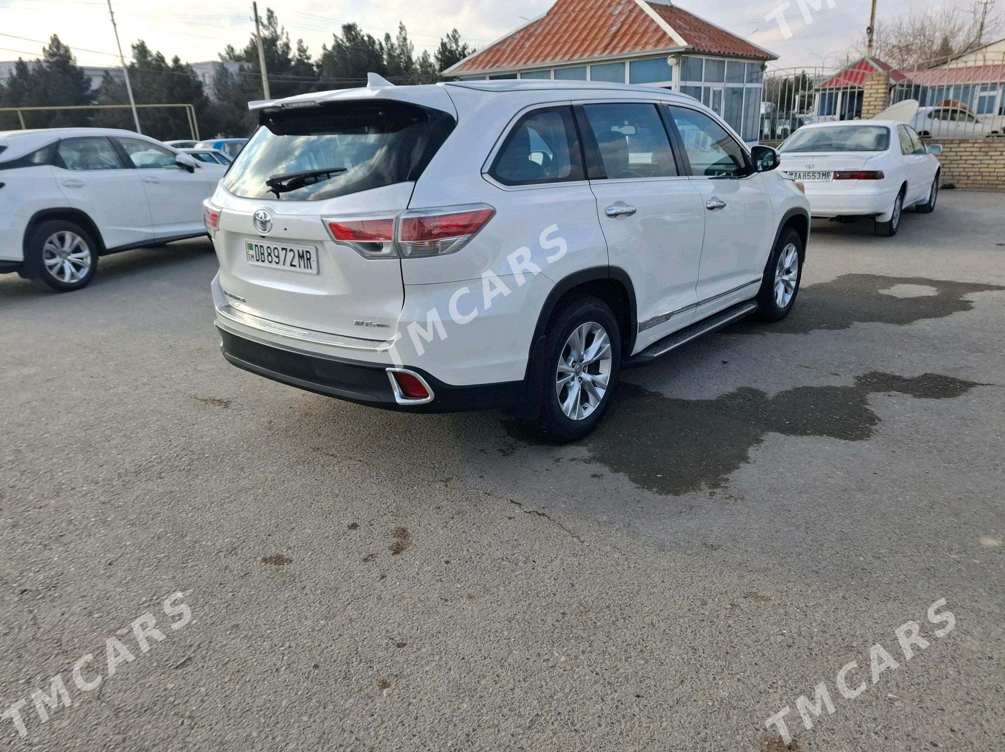 Toyota Highlander 2015 - 370 000 TMT - Мары - img 4