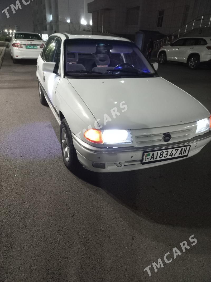 Opel Astra 1992 - 32 000 TMT - Анев - img 8