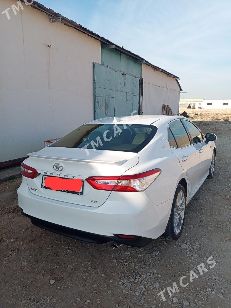 Toyota Camry 2019 - 260 000 TMT - Balkanabat - img 2