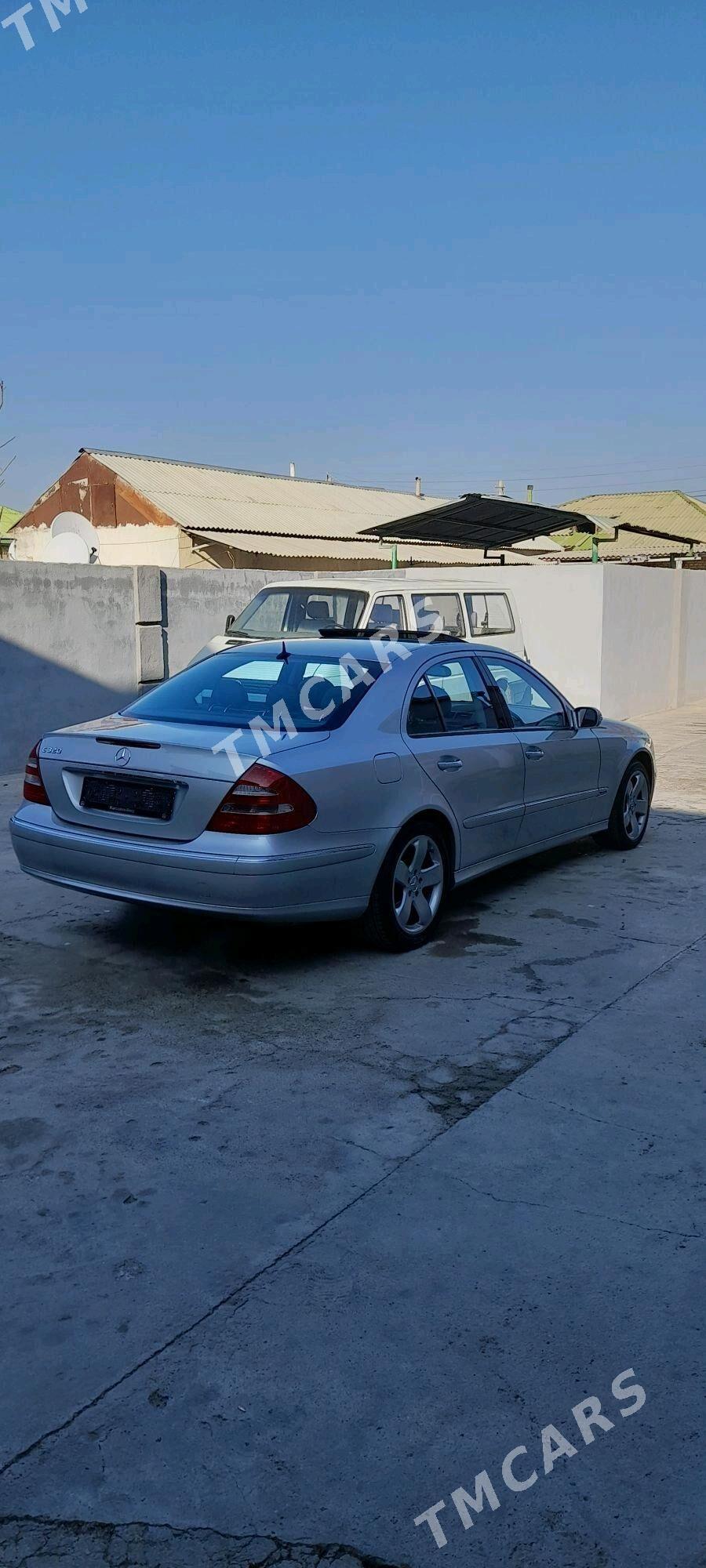 Mercedes-Benz E350 2003 - 119 000 TMT - Aşgabat - img 4