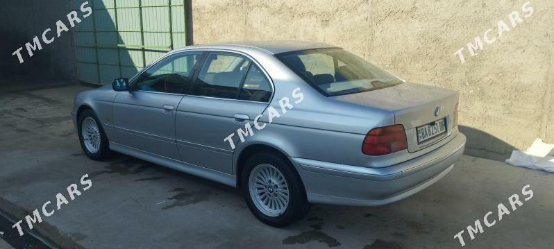 BMW E39 1999 - 100 000 TMT - Балканабат - img 5