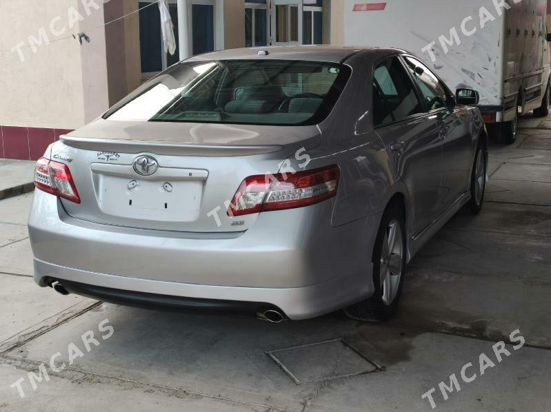 Toyota Camry 2010 - 210 000 TMT - Берекет - img 3