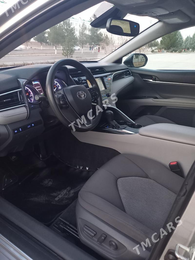 Toyota Camry 2018 - 295 000 TMT - Aşgabat - img 3