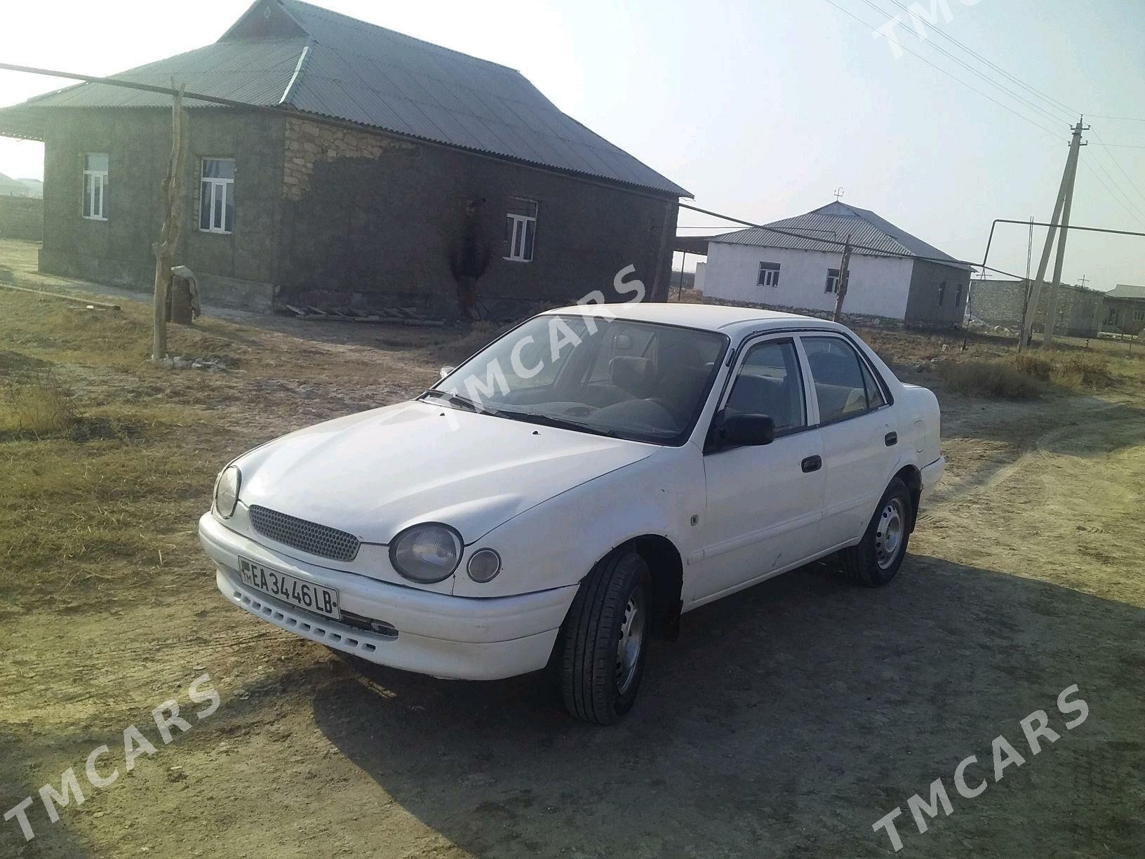 Toyota Corolla 1998 - 60 000 TMT - Köýtendag - img 2