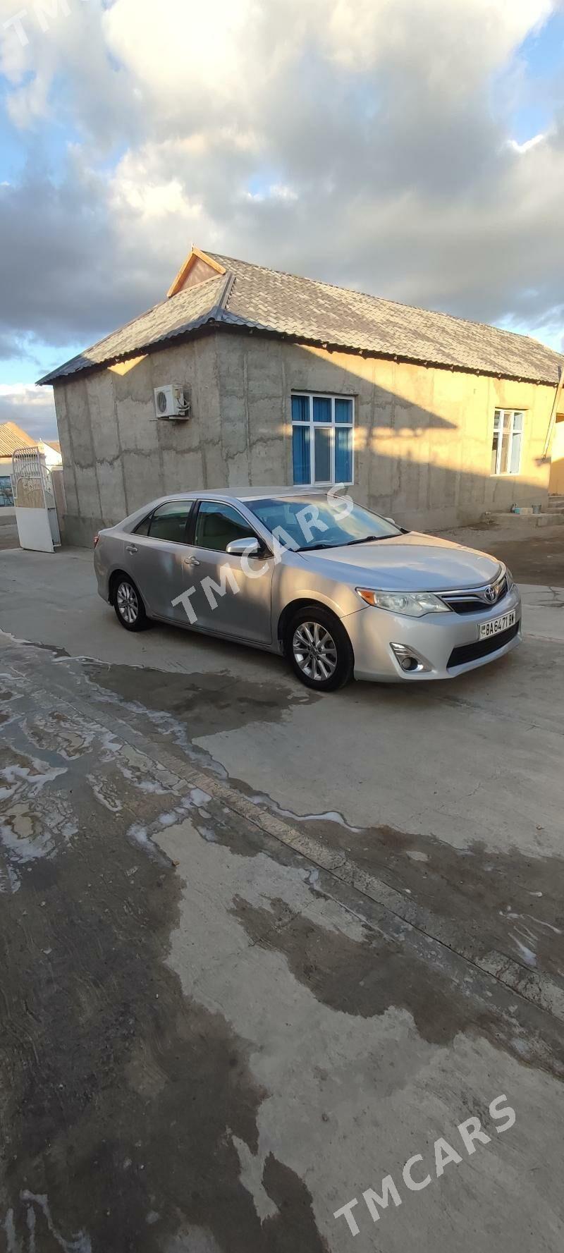 Toyota Camry 2013 - 180 000 TMT - Bereket - img 3