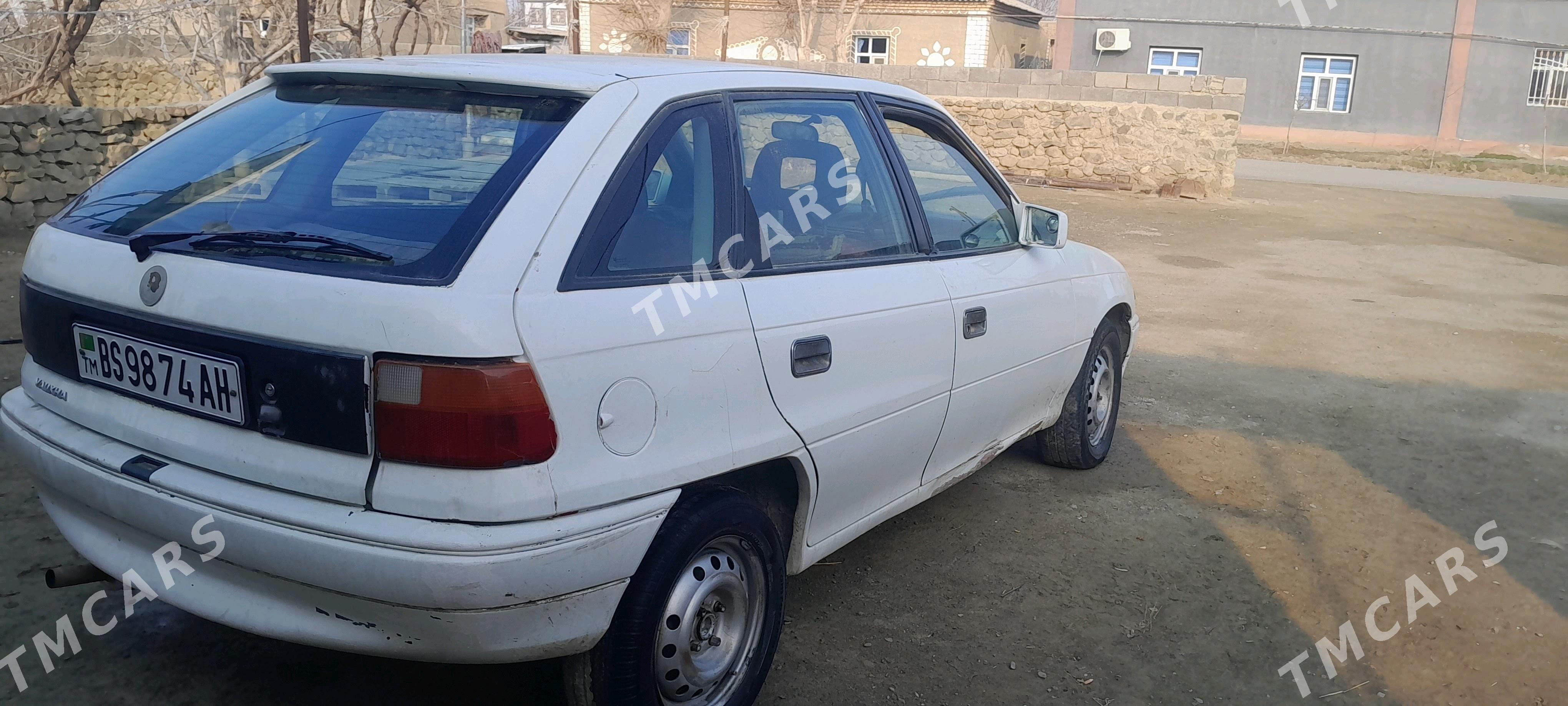 Opel Astra 1995 - 22 000 TMT - Bäherden - img 2