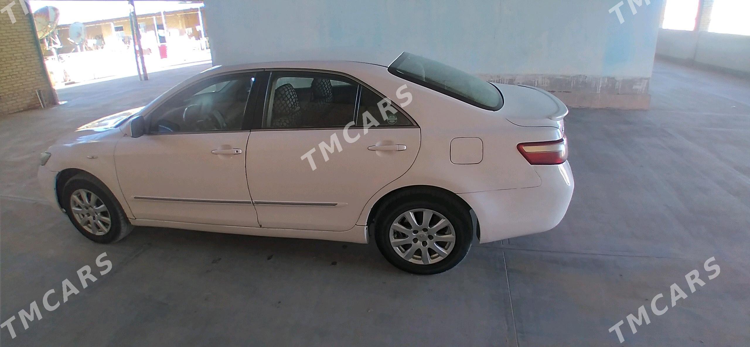 Toyota Camry 2008 - 110 000 TMT - Halaç - img 7