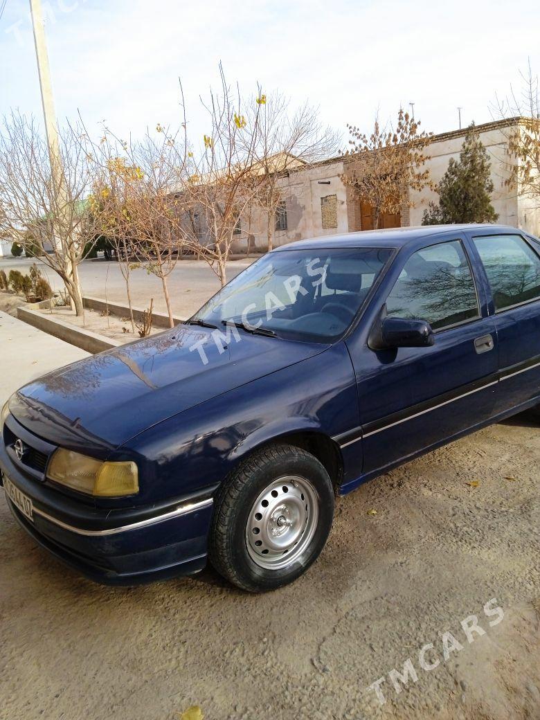 Opel Vectra 1992 - 38 000 TMT - Дашогуз - img 3