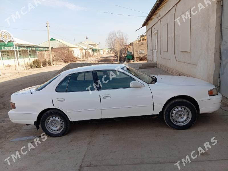 Toyota Camry 1992 - 60 000 TMT - Гурбансолтан Едже - img 3