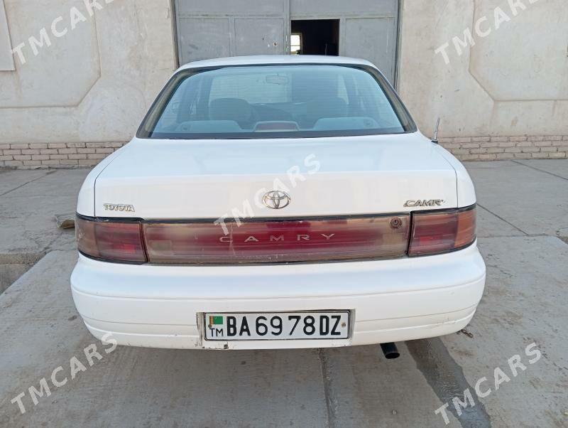 Toyota Camry 1992 - 60 000 TMT - Гурбансолтан Едже - img 2