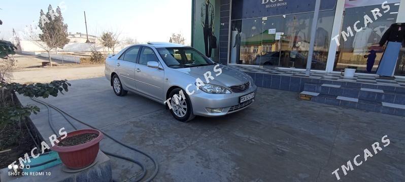 Toyota Camry 2003 - 225 000 TMT - Halaç - img 2