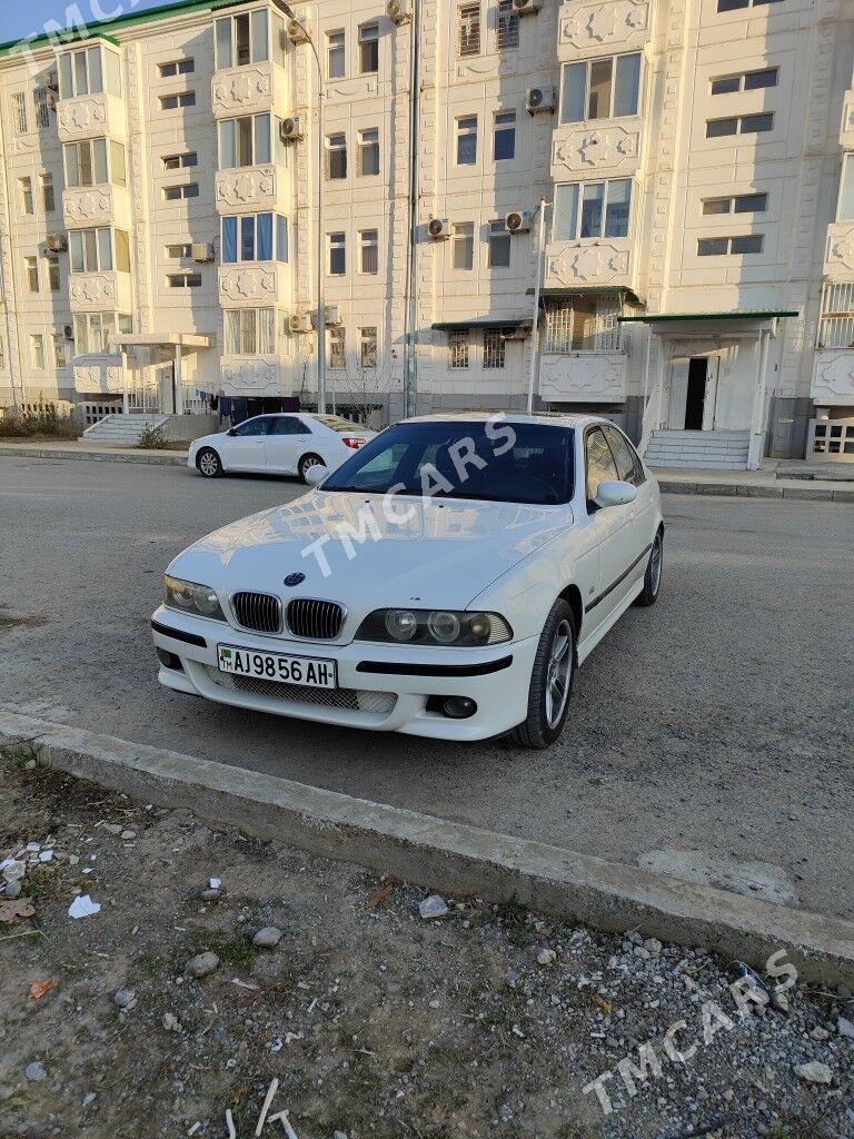 BMW 528 2002 - 105 000 TMT - Aşgabat - img 2