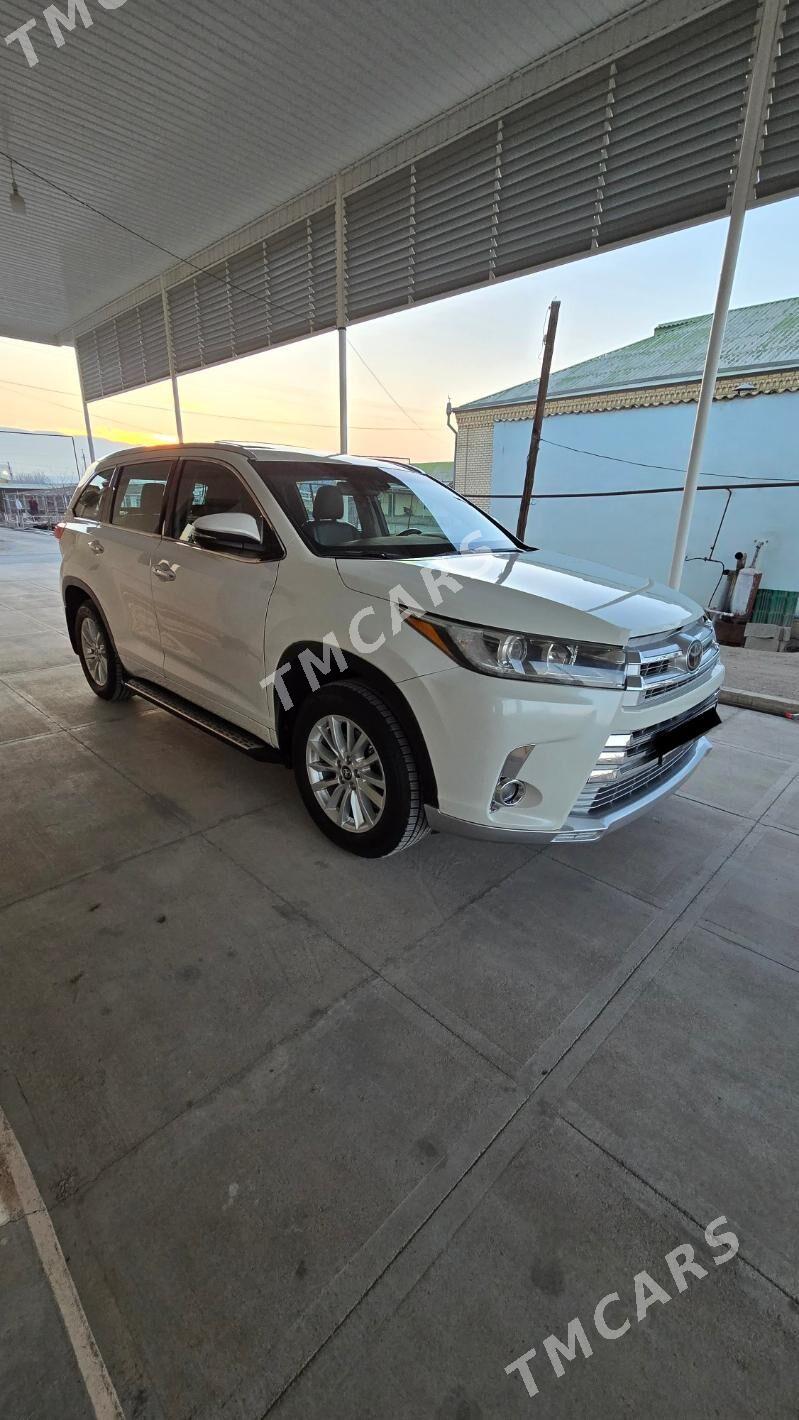 Toyota Highlander 2017 - 430 000 TMT - Aşgabat - img 2