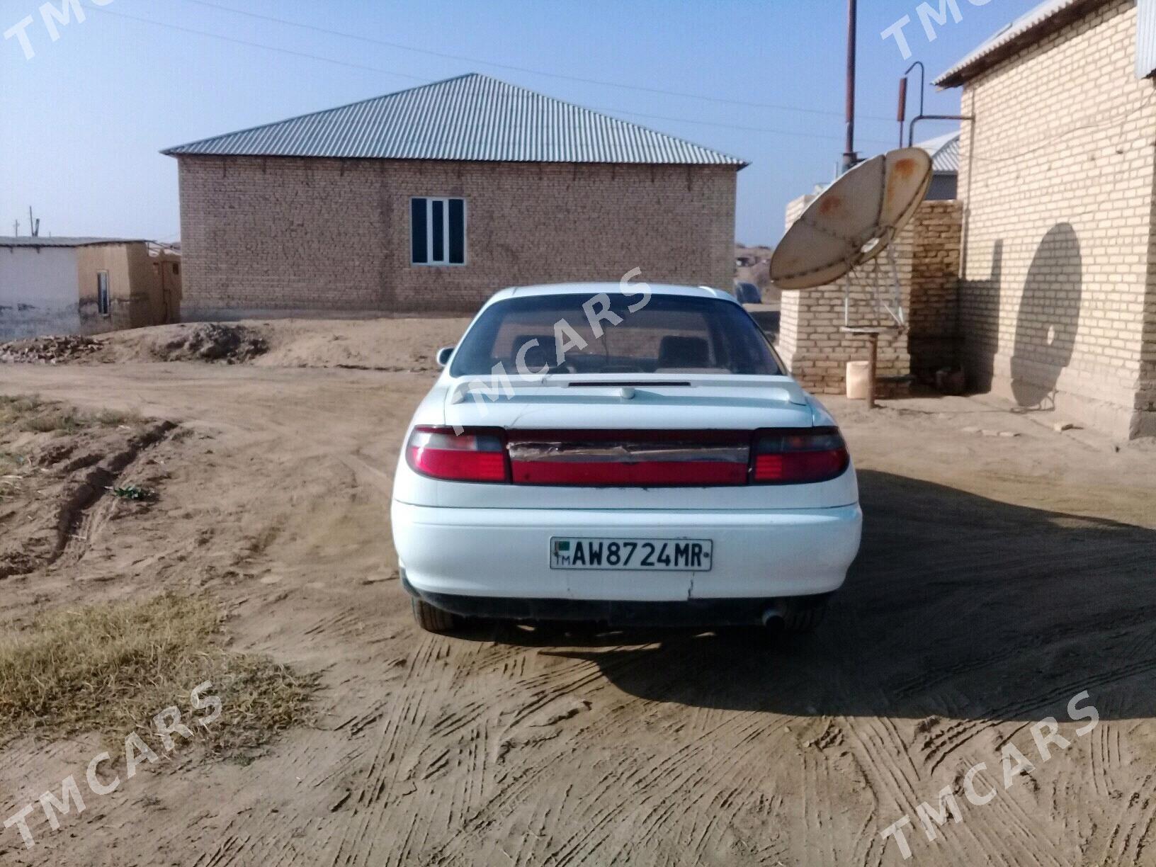 Toyota Carina 1993 - 40 000 TMT - Ёлётен - img 2