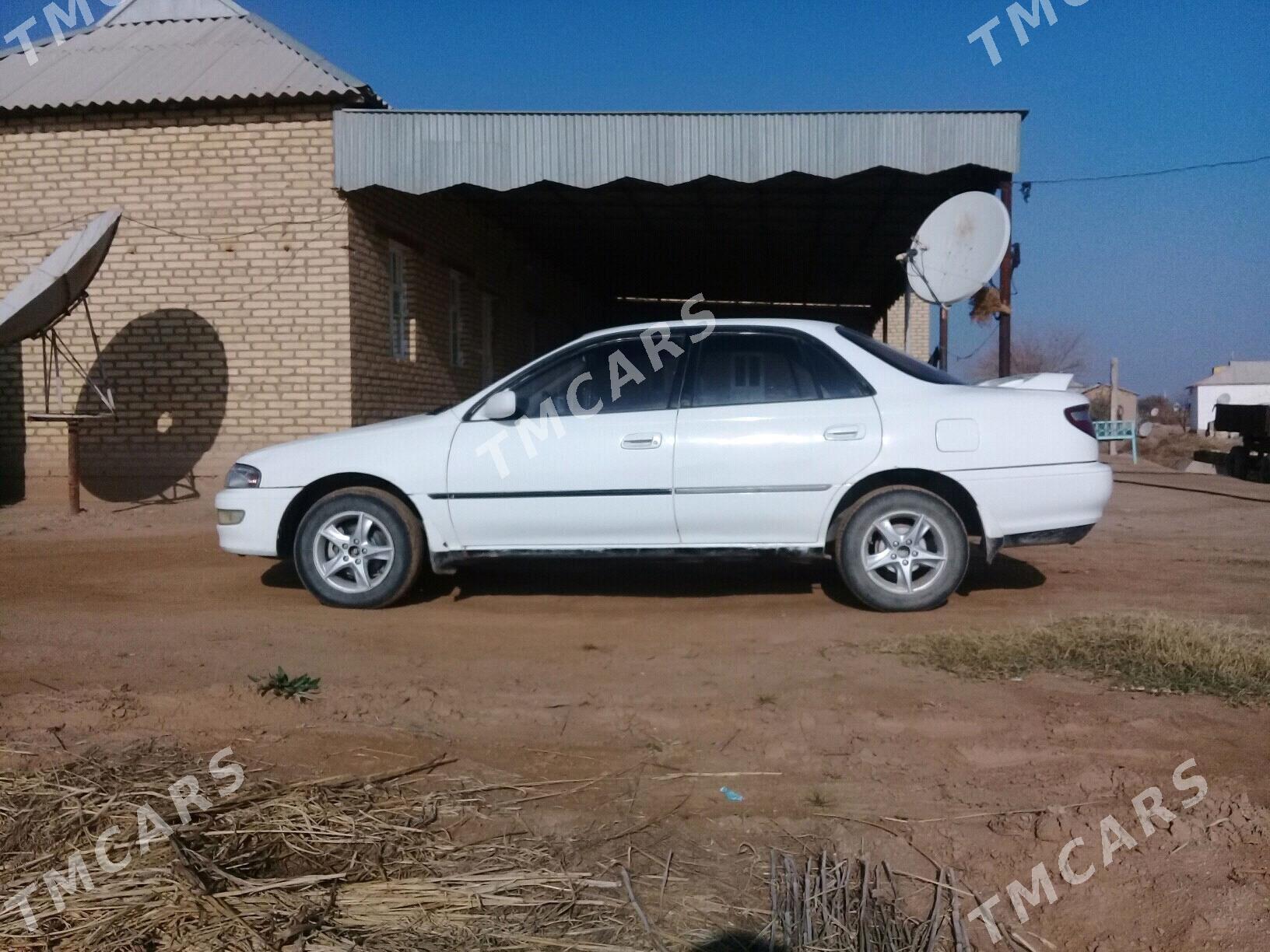 Toyota Carina 1993 - 40 000 TMT - Ёлётен - img 4