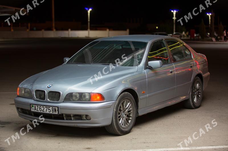 BMW E39 2002 - 80 000 TMT - Балканабат - img 9