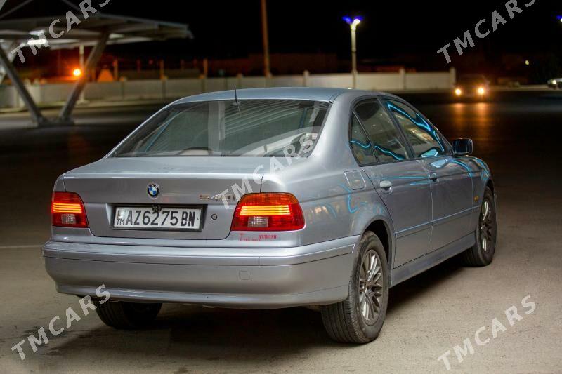 BMW E39 2002 - 80 000 TMT - Балканабат - img 10