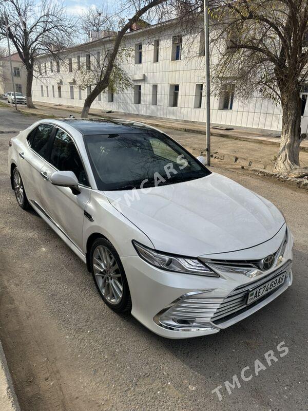 Toyota Camry 2018 - 275 000 TMT - Aşgabat - img 3