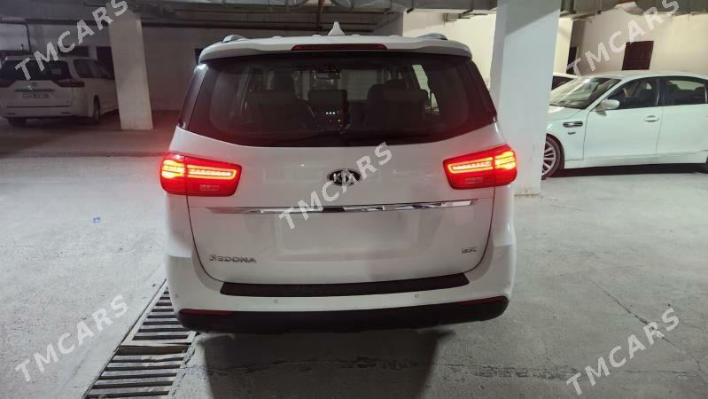 Kia Sedona 2019 - 340 000 TMT - Köşi - img 9