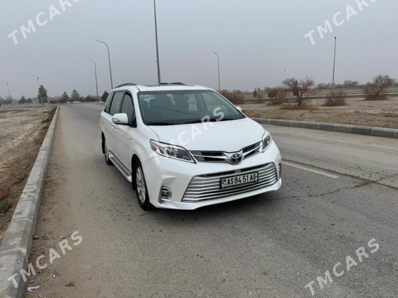 Toyota Sienna 2017 - 410 000 TMT - Aşgabat - img 2