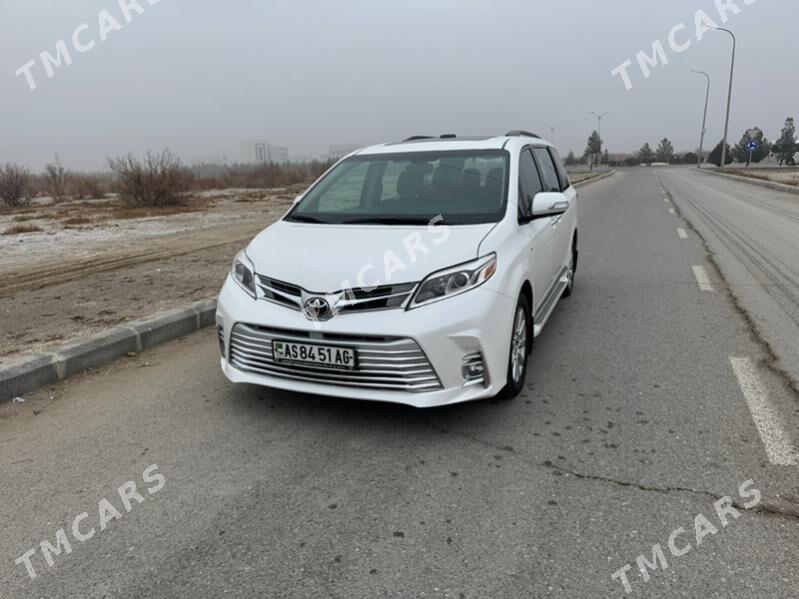 Toyota Sienna 2017 - 410 000 TMT - Aşgabat - img 4