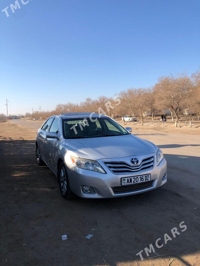 Toyota Camry 2010 - 195 000 TMT - Губадаг - img 2