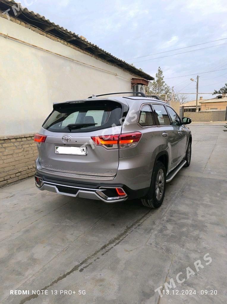 Toyota Highlander 2017 - 380 000 TMT - Mary - img 4