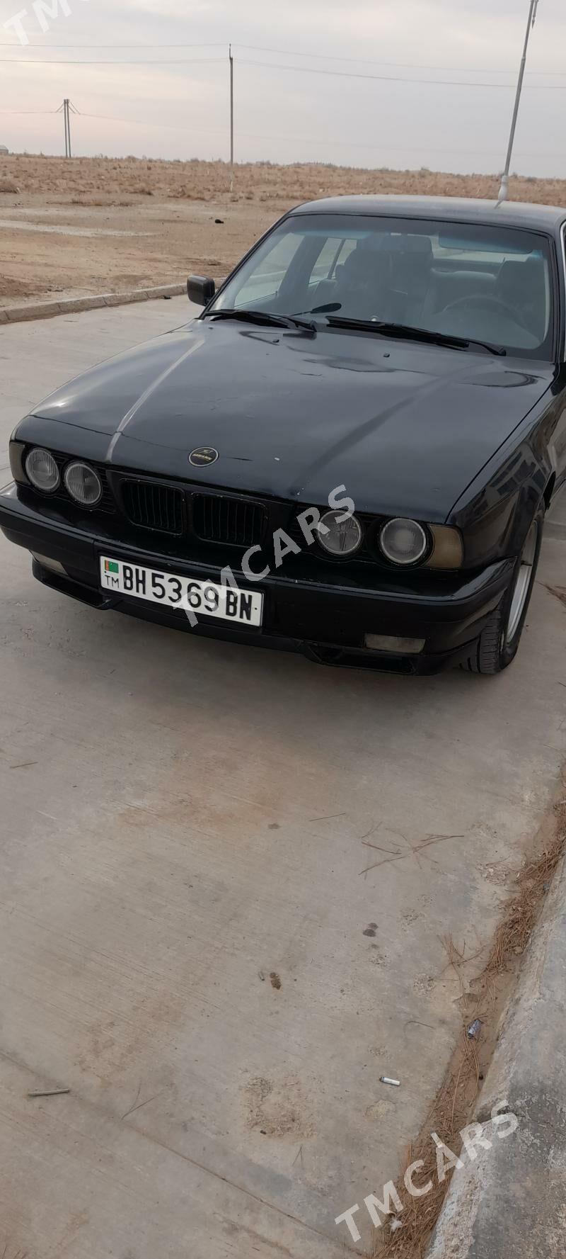 BMW 525 1990 - 45 000 TMT - Джебел - img 4