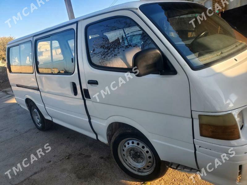 Toyota Hiace 2001 - 65 000 TMT - Mary - img 1
