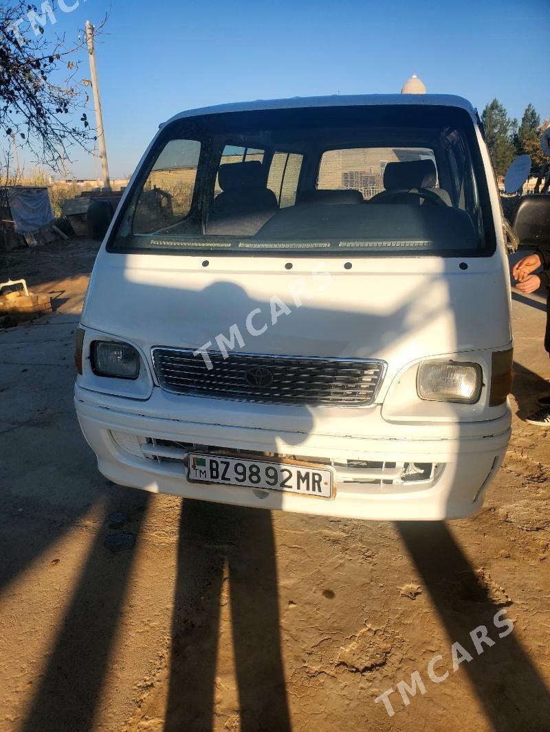 Toyota Hiace 2001 - 65 000 TMT - Mary - img 3