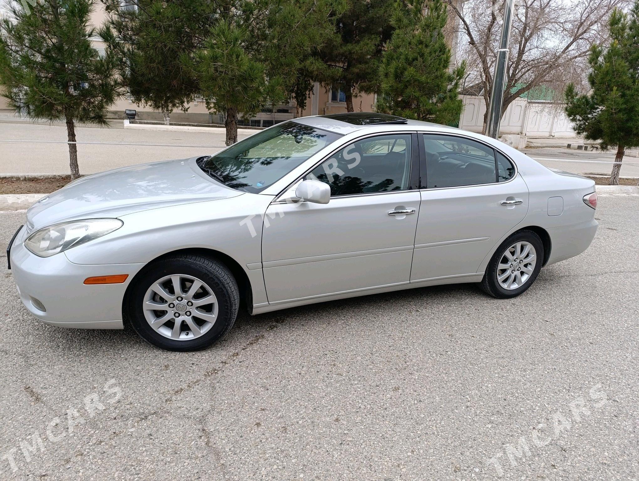 Lexus ES 300 2002 - 180 000 TMT - Türkmenbaşy - img 3