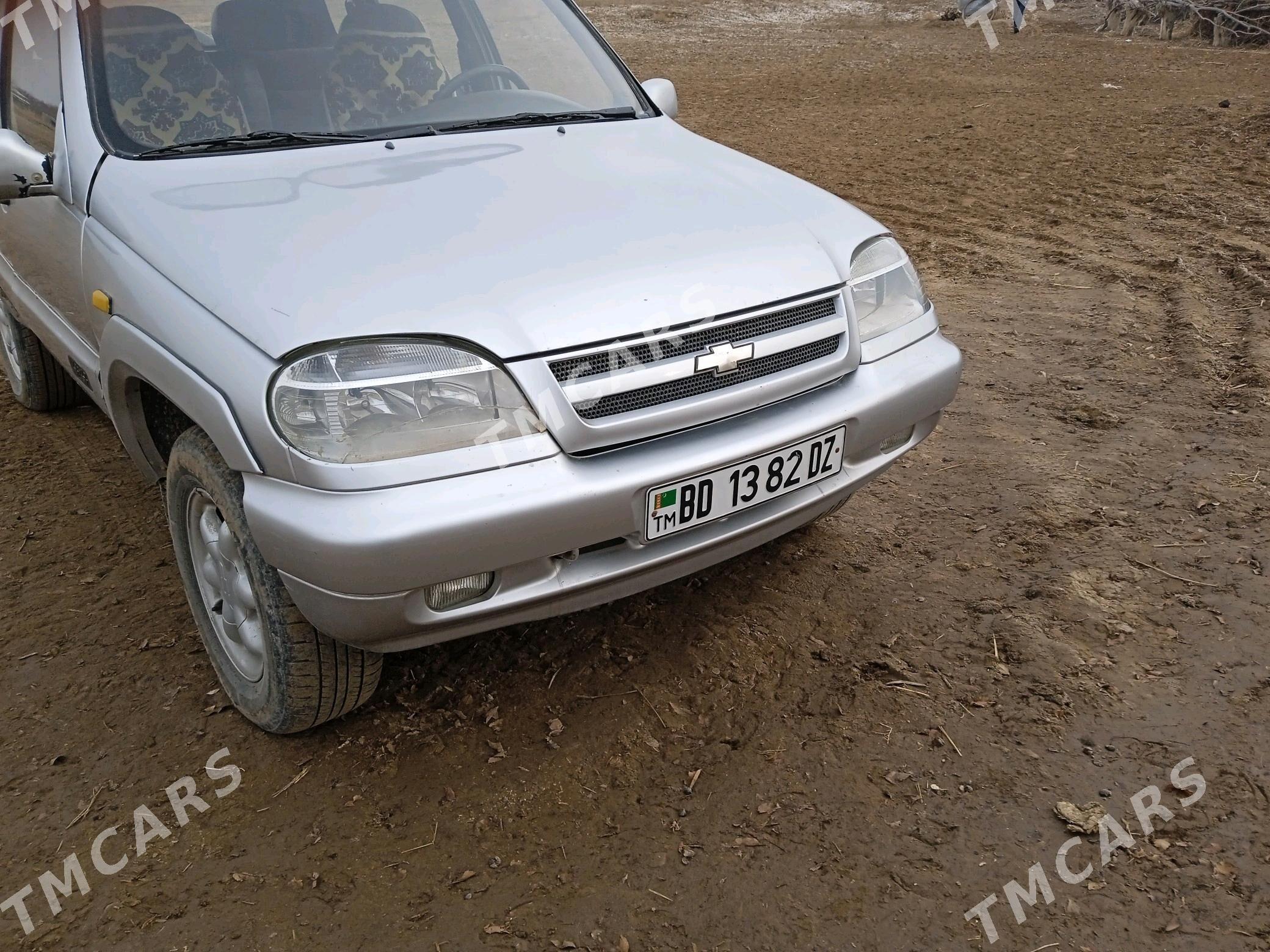 Chevrolet Niva 2006 - 70 000 TMT - етр. Туркменбаши - img 2