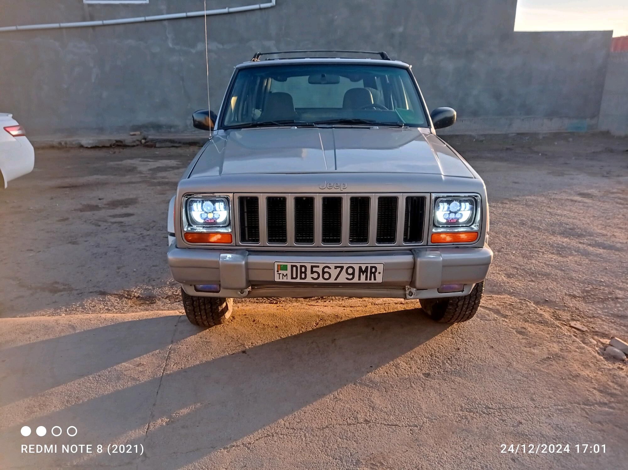 Jeep Cherokee 2001 - 55 000 TMT - Mary - img 6