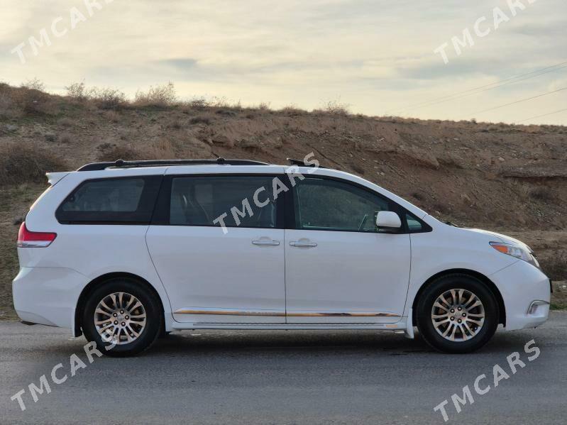 Toyota Sienna 2010 - 285 000 TMT - Ашхабад - img 6