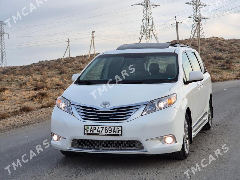 Toyota Sienna 2010 - 285 000 TMT - Ашхабад - img 8