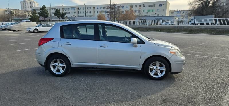 Nissan Versa 2011 - 99 000 TMT - 11 mkr - img 3