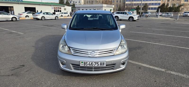 Nissan Versa 2011 - 99 000 TMT - 11 mkr - img 4