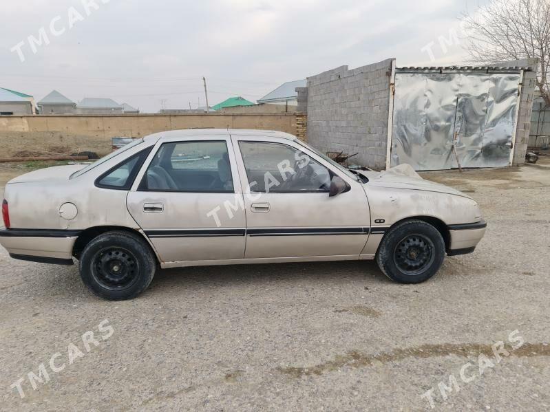 Opel Vectra 1991 - 23 000 TMT - Bäherden - img 3